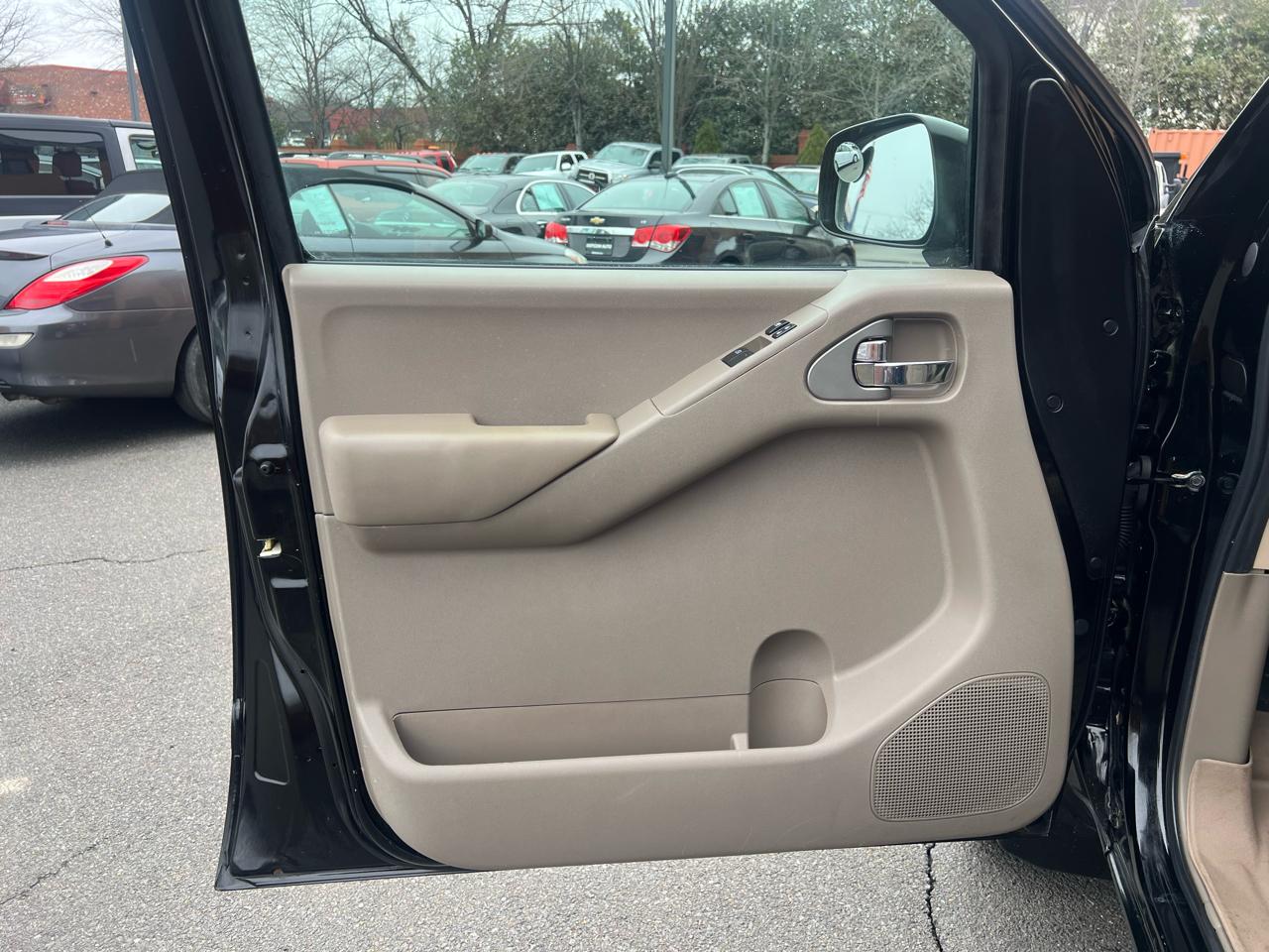 Nissan Frontier LE King Cab 4WD 2008