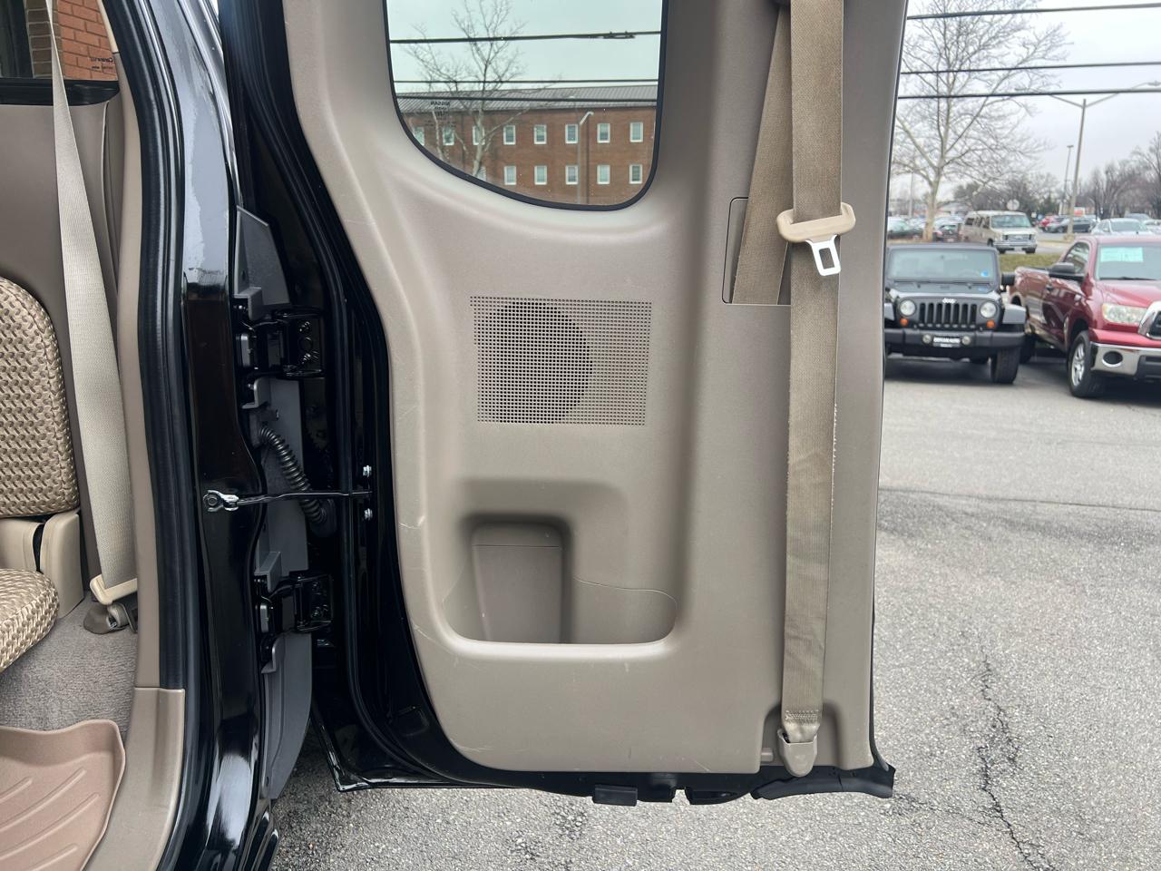 Nissan Frontier LE King Cab 4WD 2008