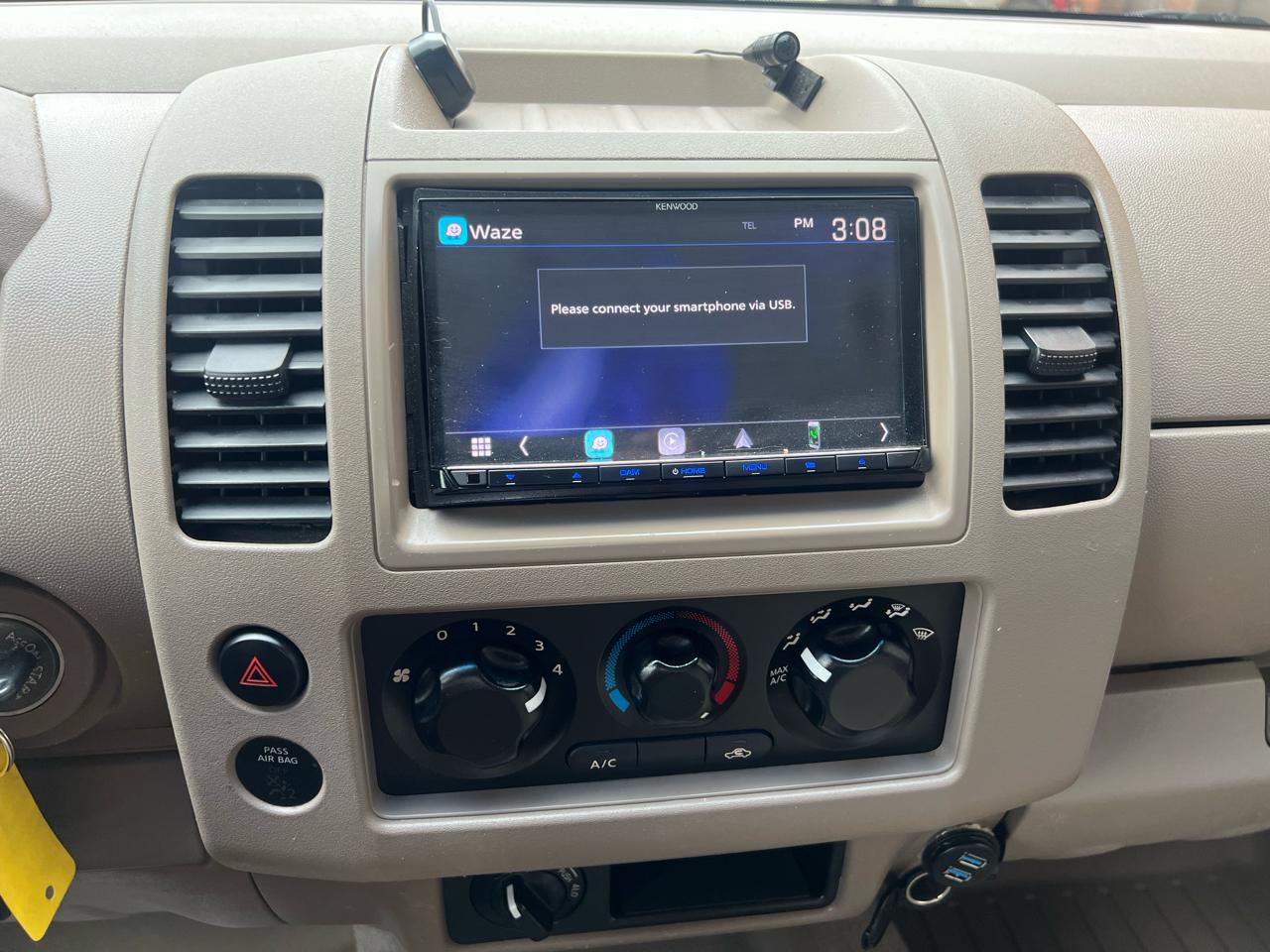 Nissan Frontier LE King Cab 4WD 2008