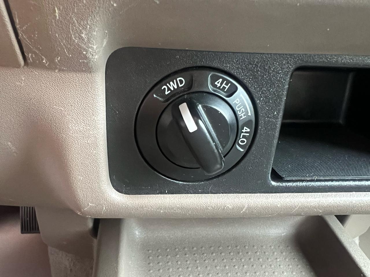 Nissan Frontier LE King Cab 4WD 2008