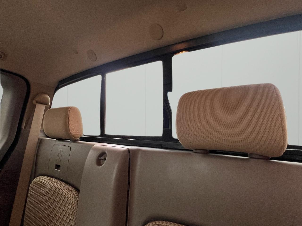 Nissan Frontier LE King Cab 4WD 2008