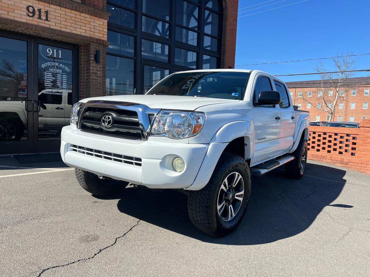 Toyota Tacoma PreRunner Double Cab V6 Auto 2WD 2006