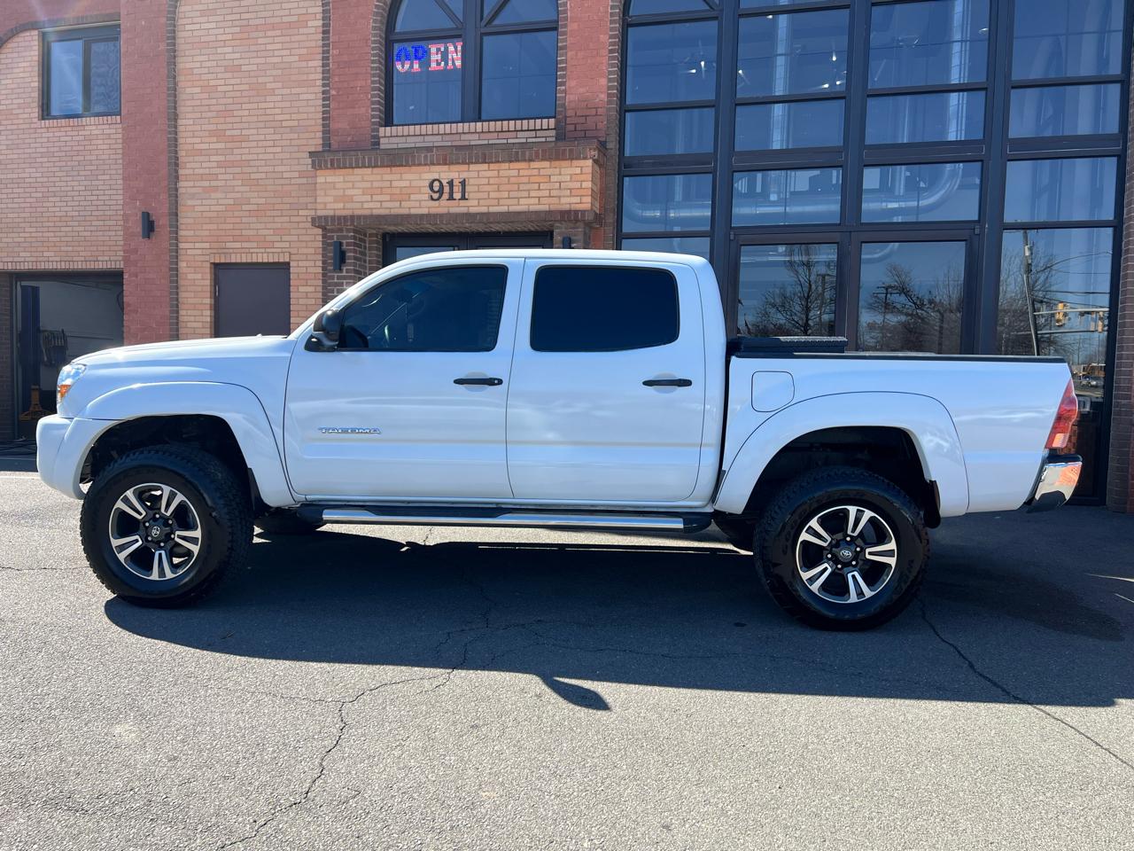 Toyota Tacoma PreRunner Double Cab V6 Auto 2WD 2006