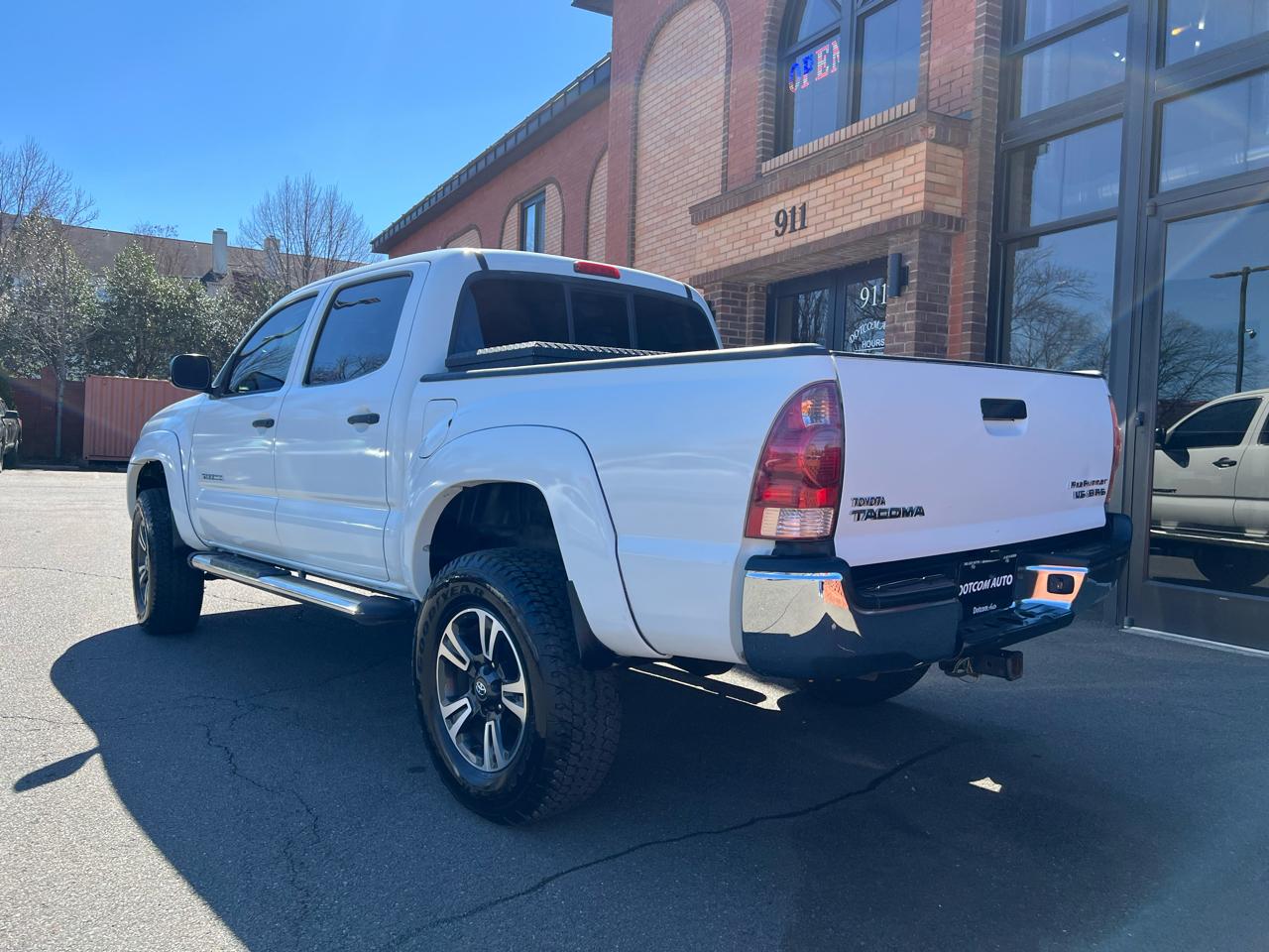 Toyota Tacoma PreRunner Double Cab V6 Auto 2WD 2006