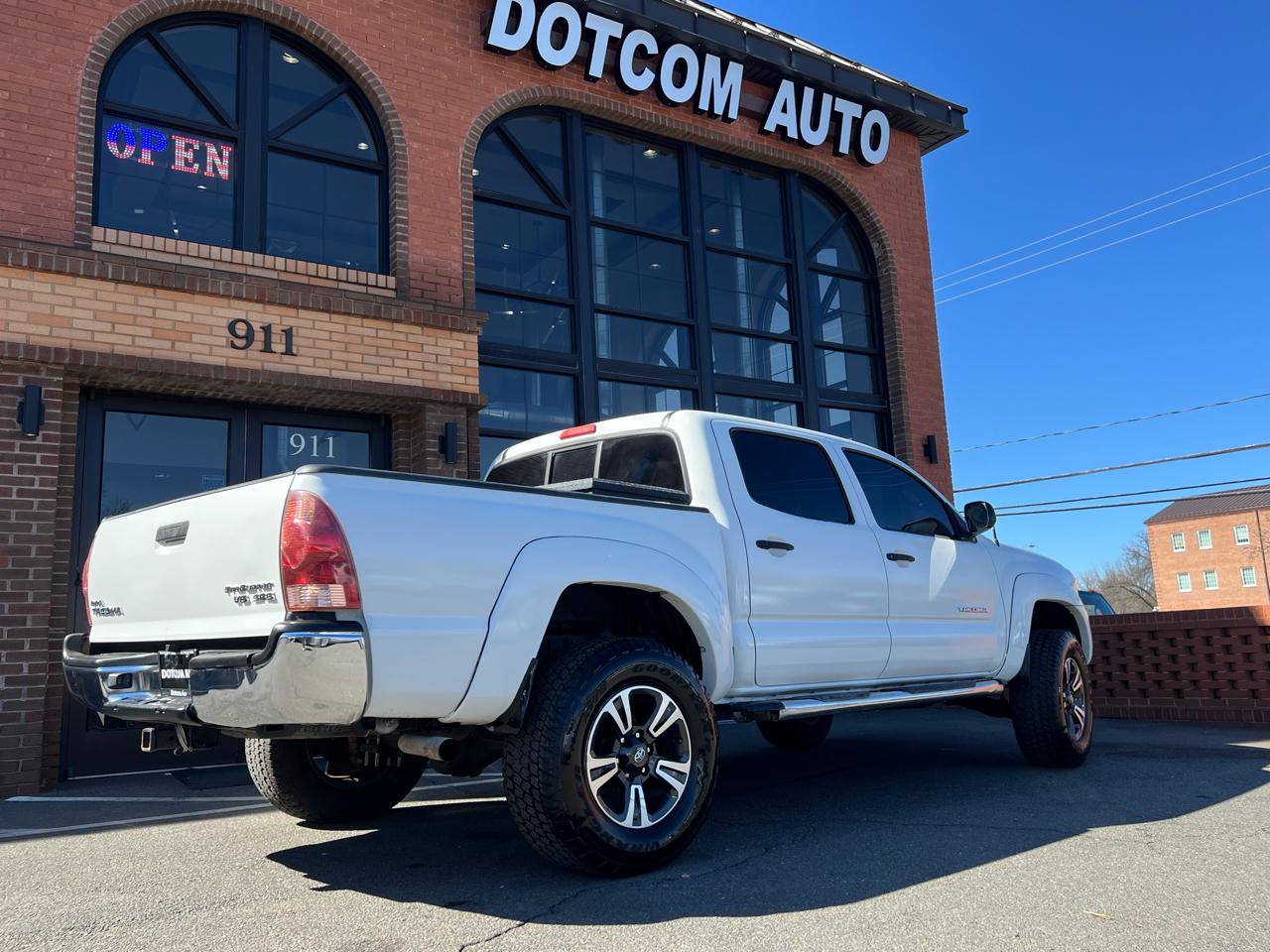 Toyota Tacoma PreRunner Double Cab V6 Auto 2WD 2006