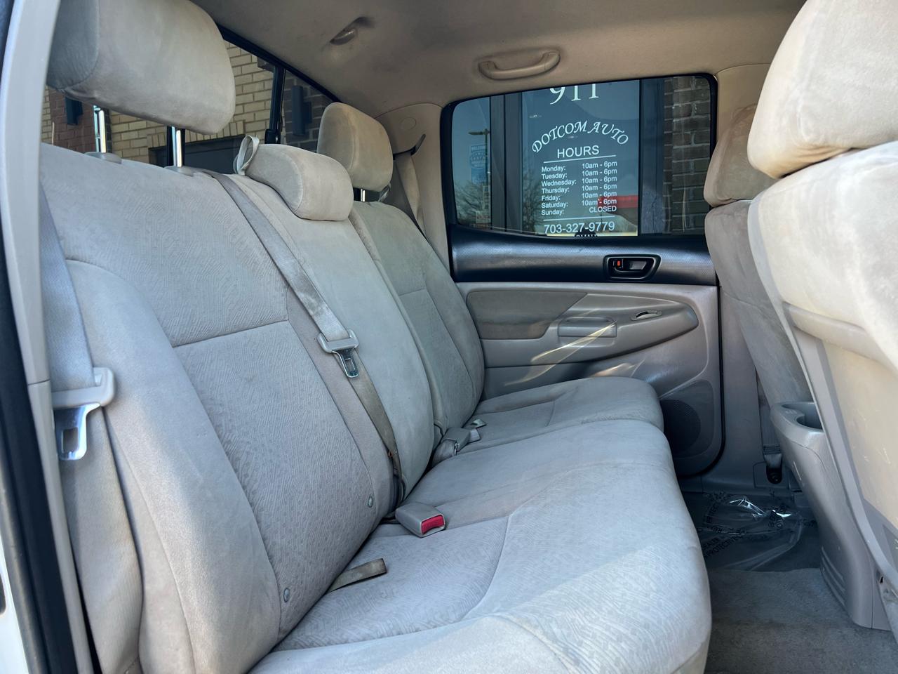 Toyota Tacoma PreRunner Double Cab V6 Auto 2WD 2006