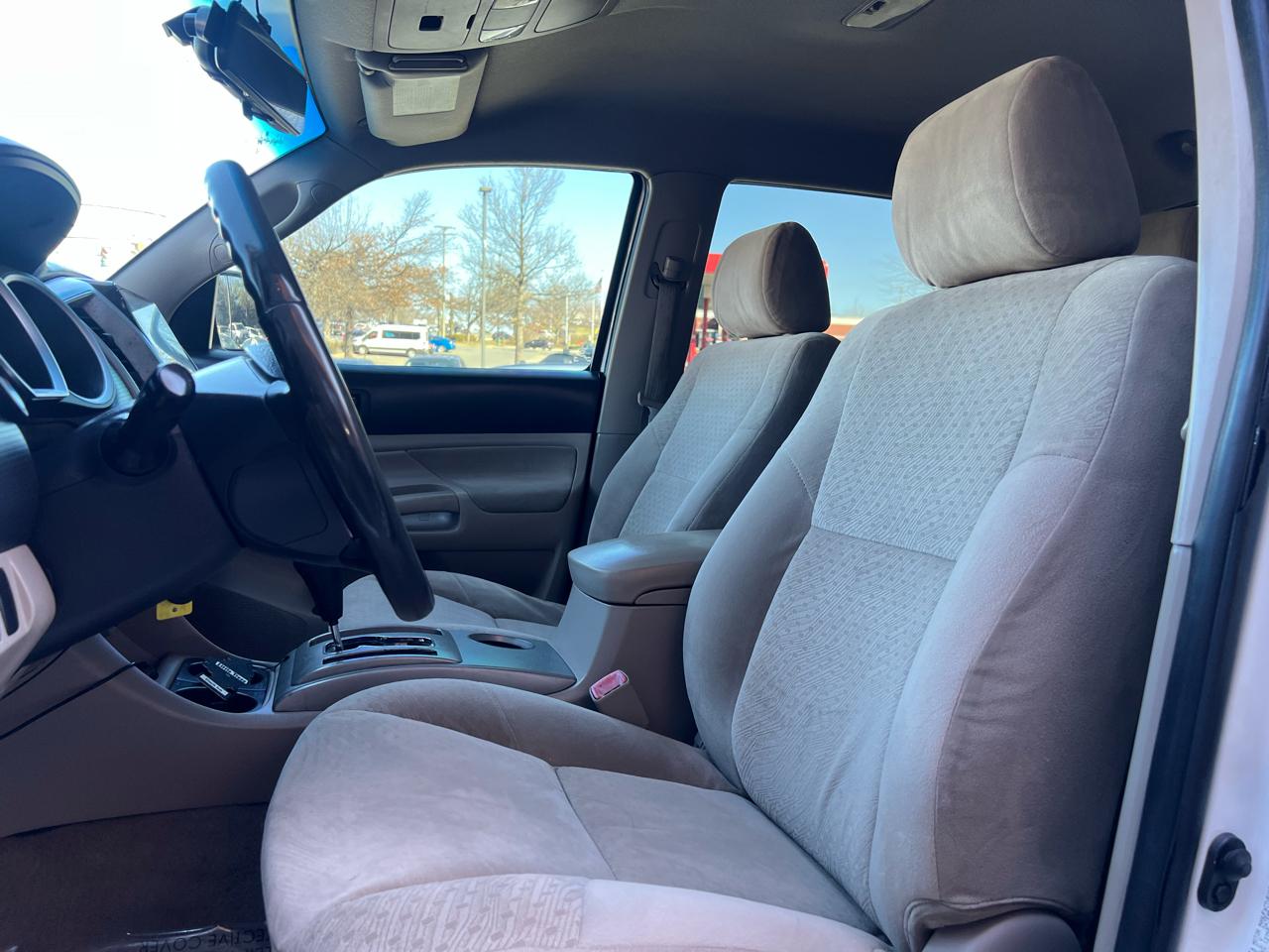 Toyota Tacoma PreRunner Double Cab V6 Auto 2WD 2006