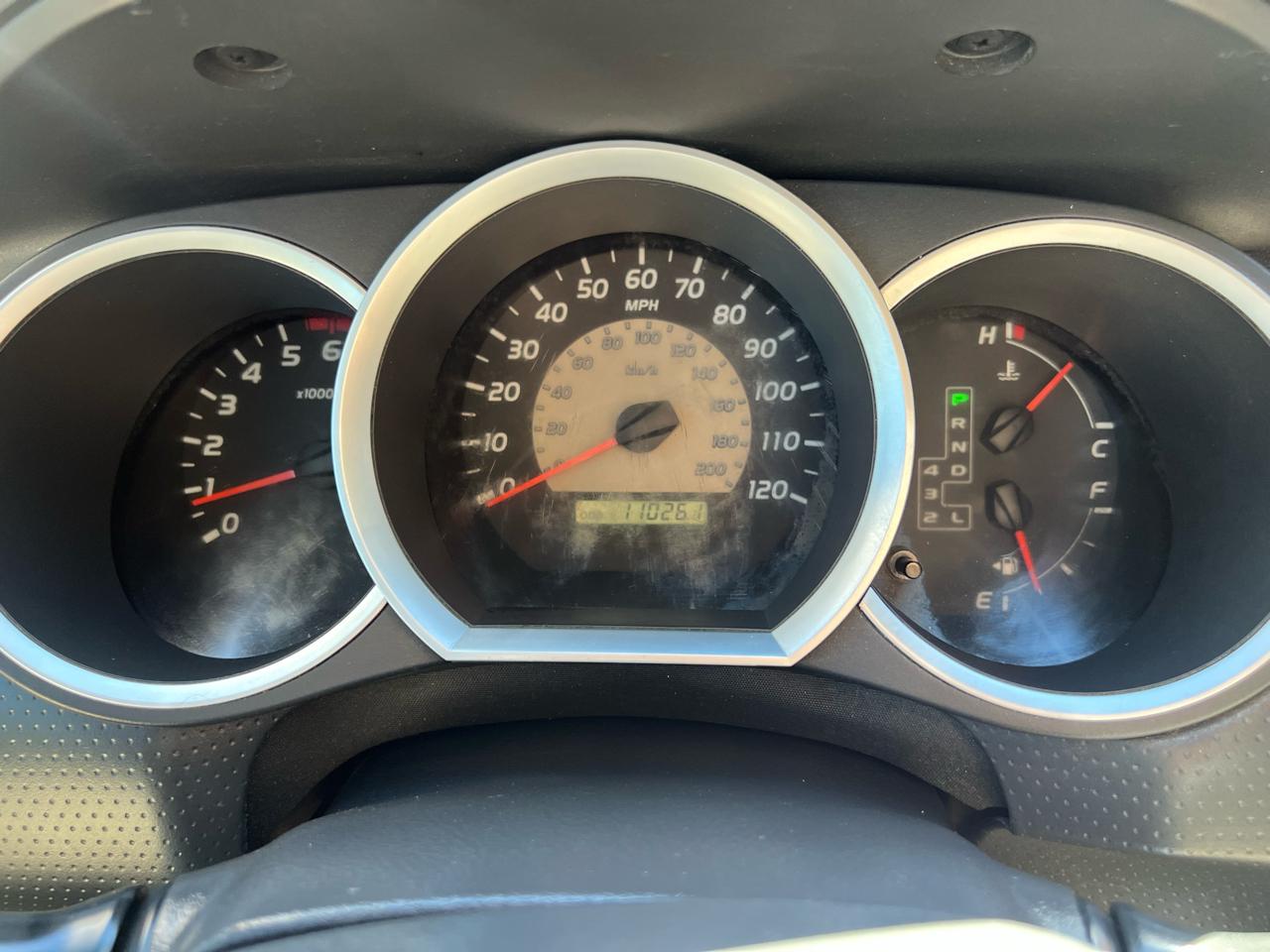 Toyota Tacoma PreRunner Double Cab V6 Auto 2WD 2006