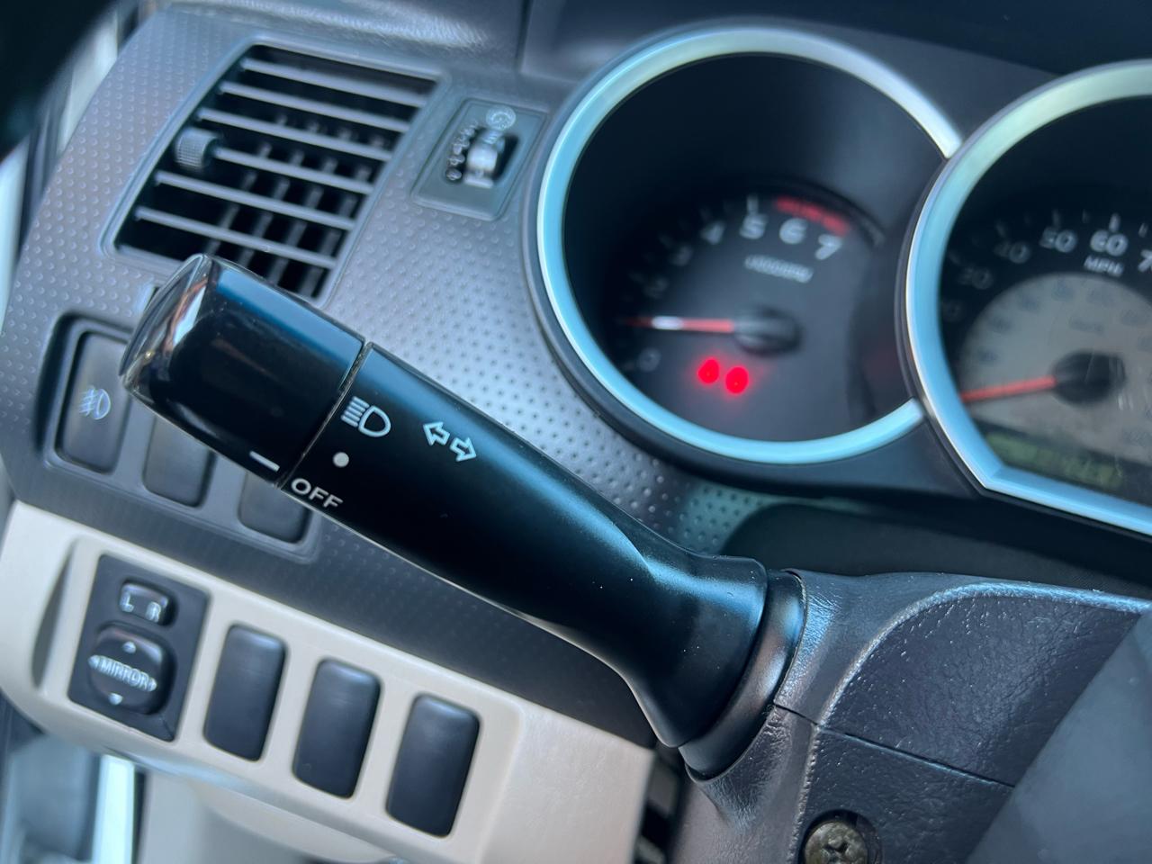 Toyota Tacoma PreRunner Double Cab V6 Auto 2WD 2006