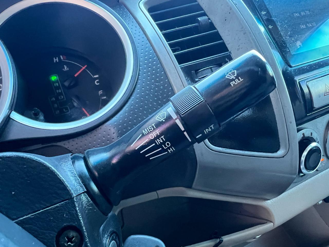 Toyota Tacoma PreRunner Double Cab V6 Auto 2WD 2006