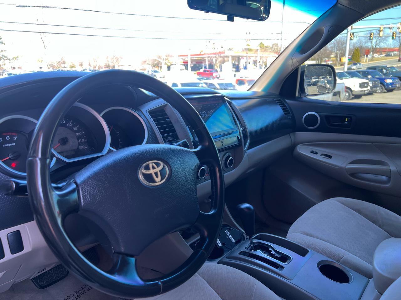 Toyota Tacoma PreRunner Double Cab V6 Auto 2WD 2006