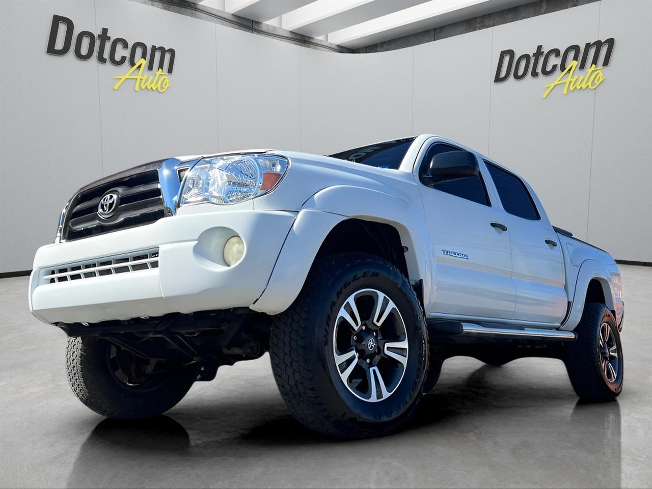 Toyota Tacoma PreRunner Double Cab V6 Auto 2WD 2006