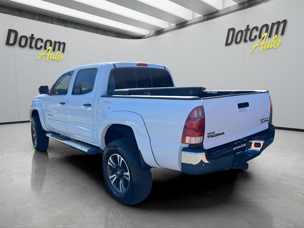 Toyota Tacoma PreRunner Double Cab V6 Auto 2WD 2006