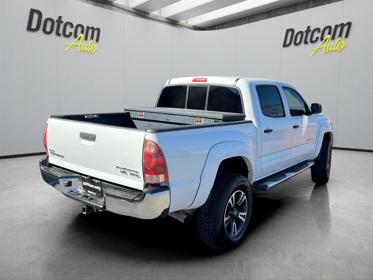 Toyota Tacoma PreRunner Double Cab V6 Auto 2WD 2006
