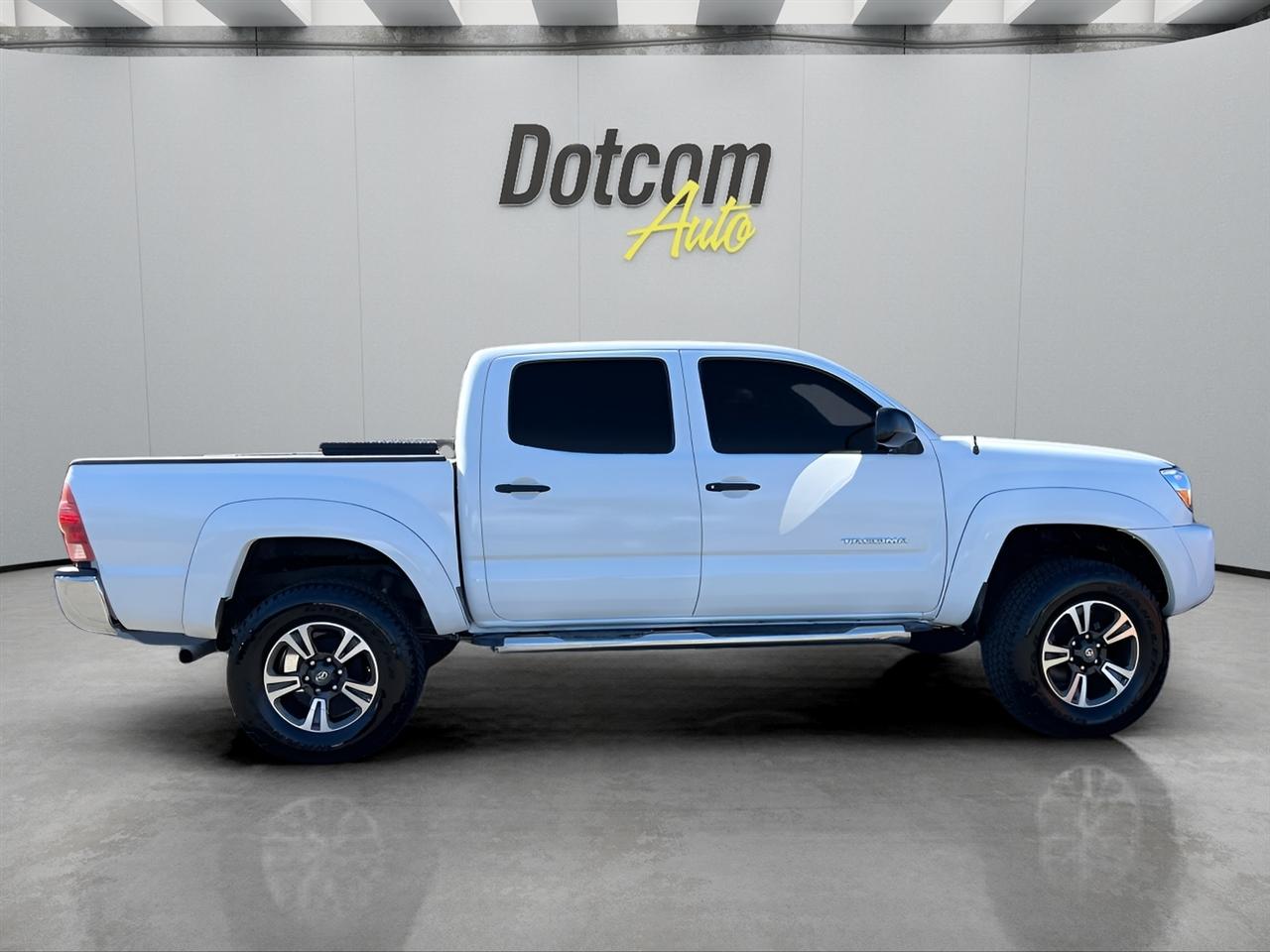 Toyota Tacoma PreRunner Double Cab V6 Auto 2WD 2006