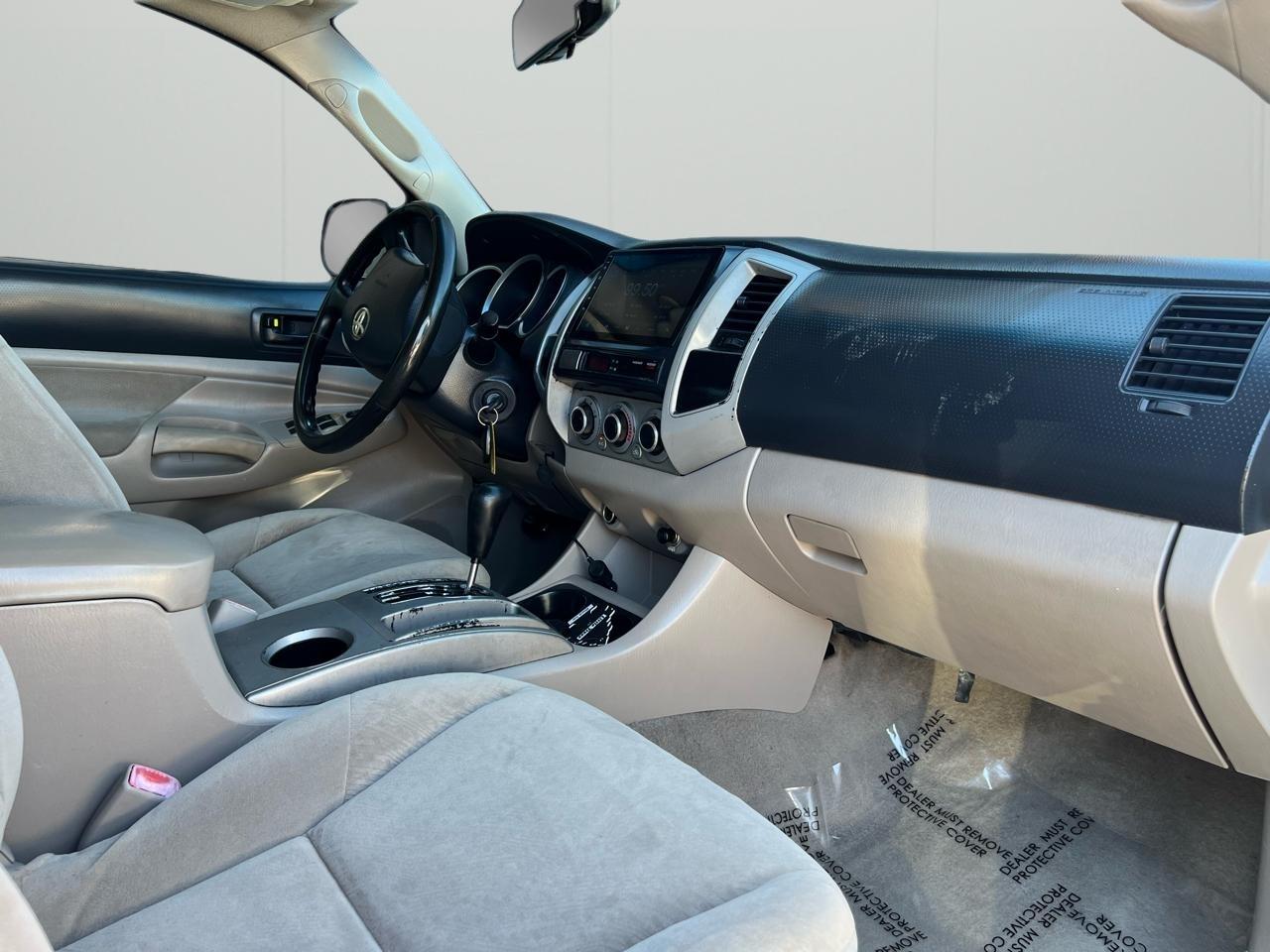 Toyota Tacoma PreRunner Double Cab V6 Auto 2WD 2006