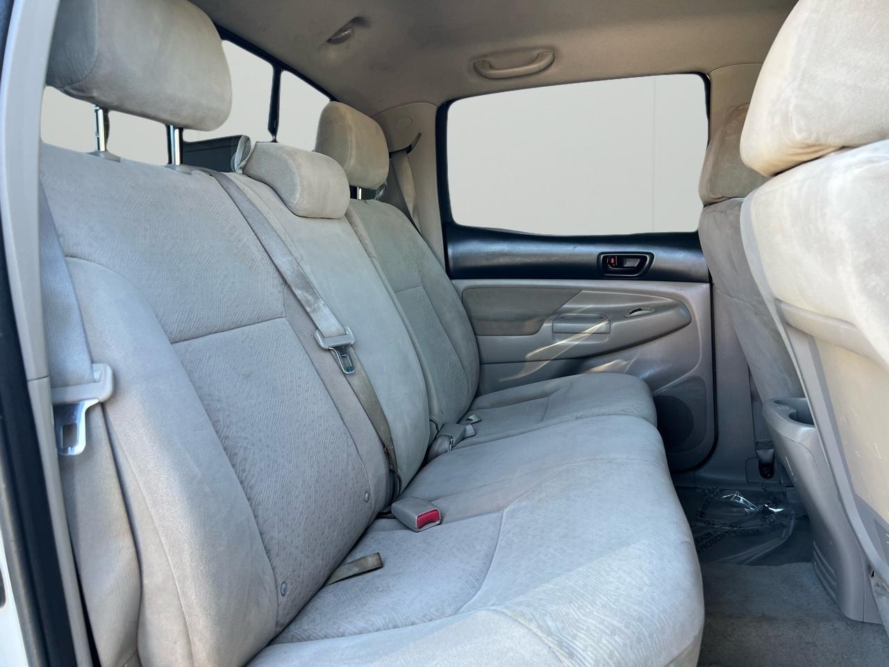 Toyota Tacoma PreRunner Double Cab V6 Auto 2WD 2006