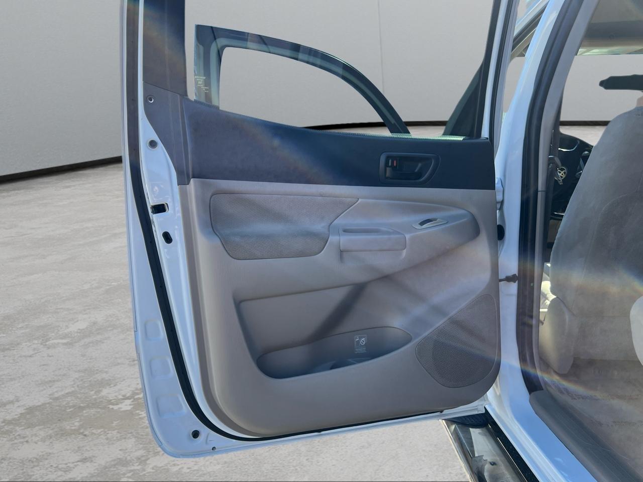 Toyota Tacoma PreRunner Double Cab V6 Auto 2WD 2006