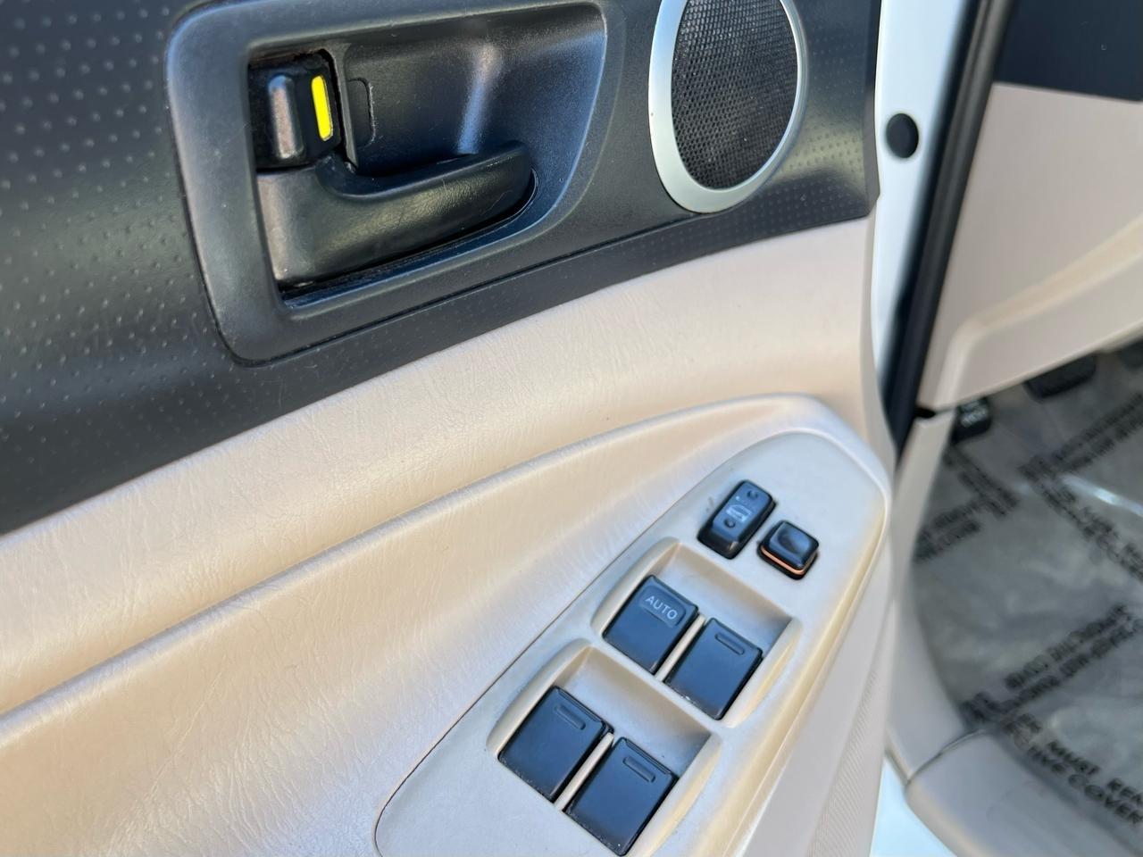 Toyota Tacoma PreRunner Double Cab V6 Auto 2WD 2006