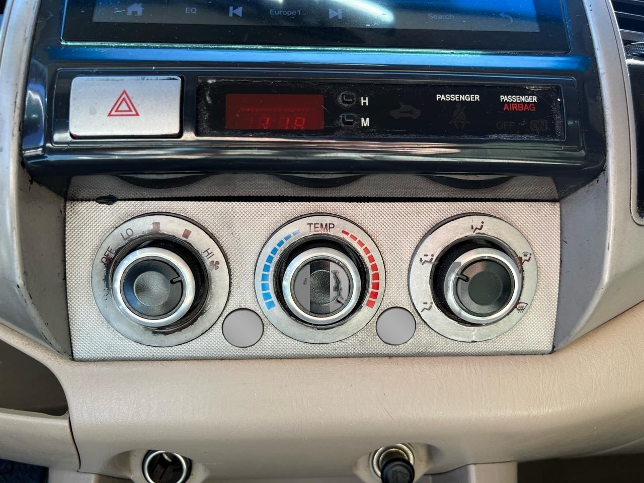 Toyota Tacoma PreRunner Double Cab V6 Auto 2WD 2006