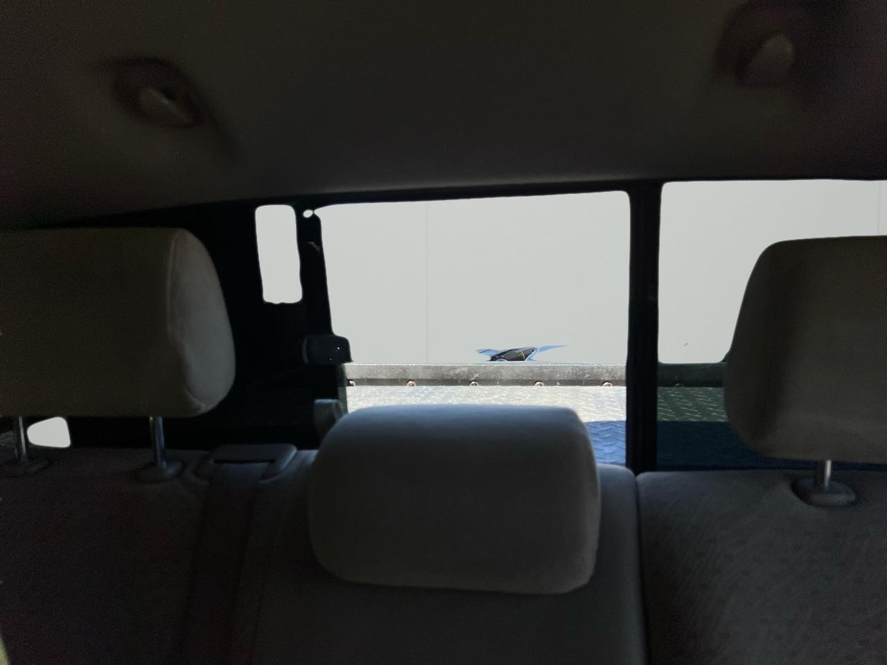 Toyota Tacoma PreRunner Double Cab V6 Auto 2WD 2006