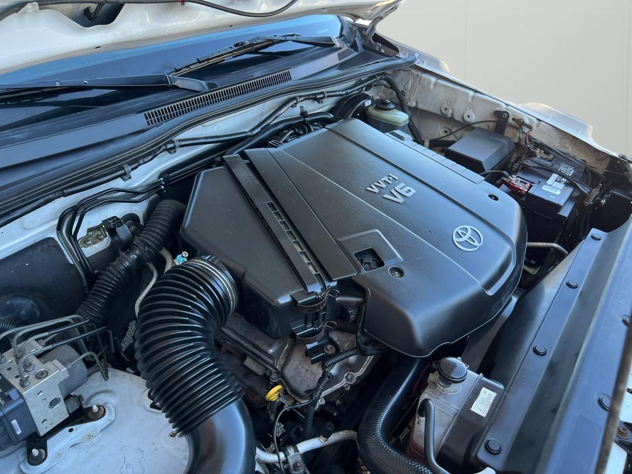 Toyota Tacoma PreRunner Double Cab V6 Auto 2WD 2006