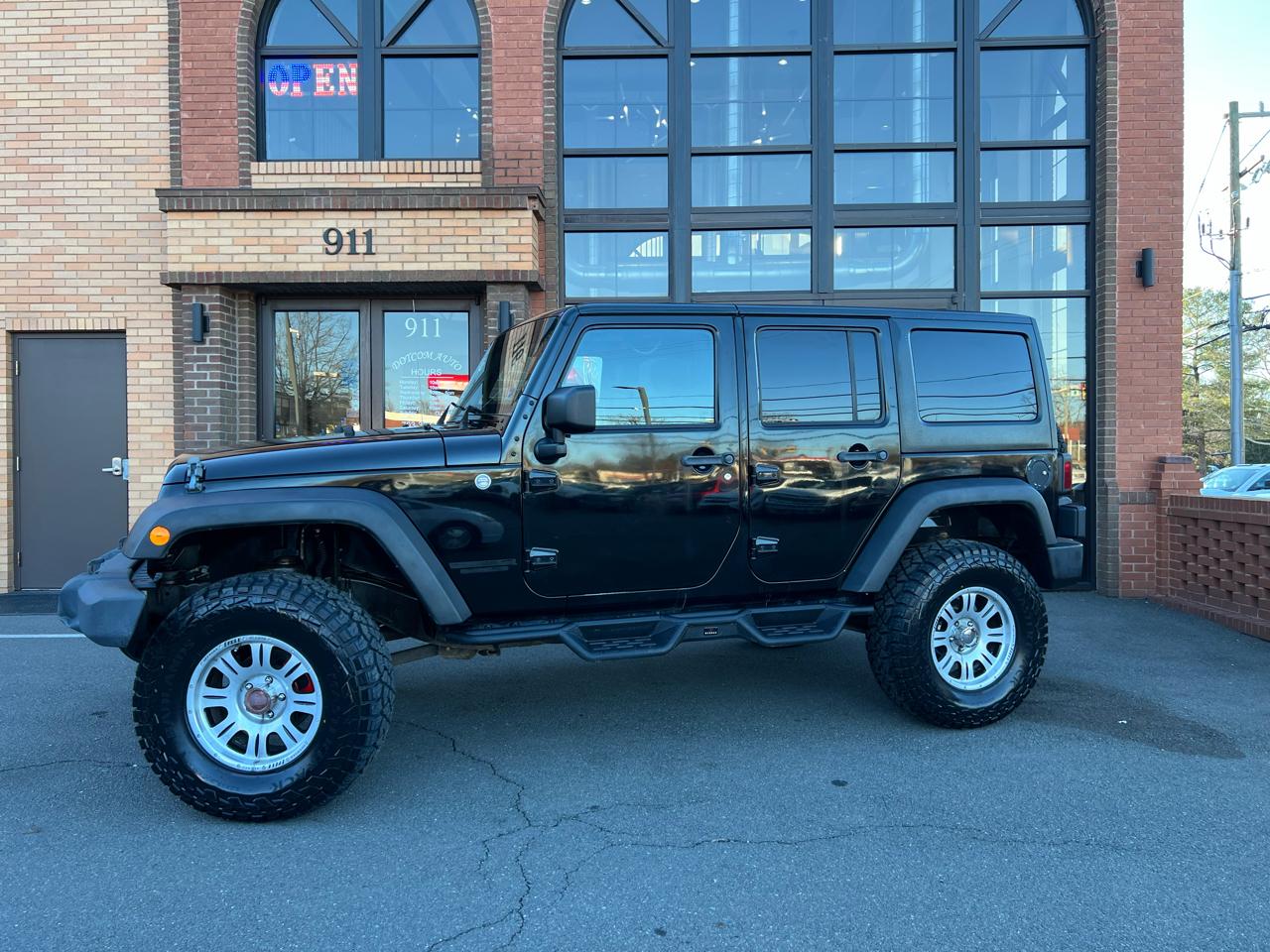 Jeep Wrangler Unlimited Rubicon 4WD 2011