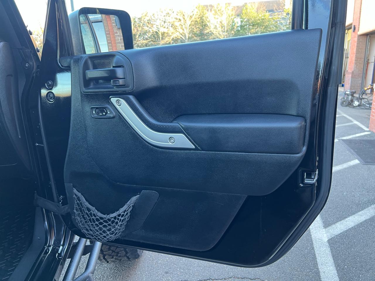 Jeep Wrangler Unlimited Rubicon 4WD 2011