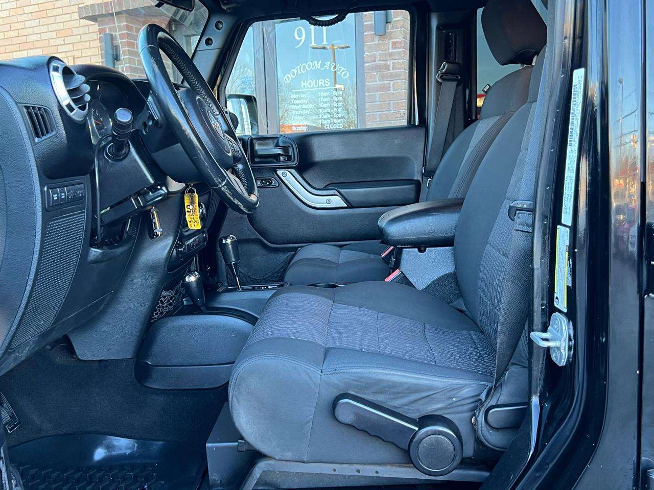 Jeep Wrangler Unlimited Rubicon 4WD 2011