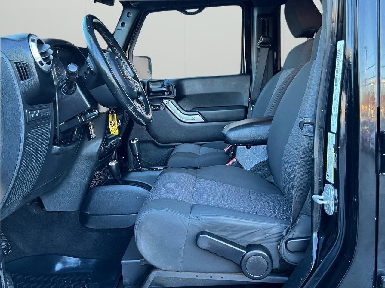 Jeep Wrangler Unlimited Rubicon 4WD 2011