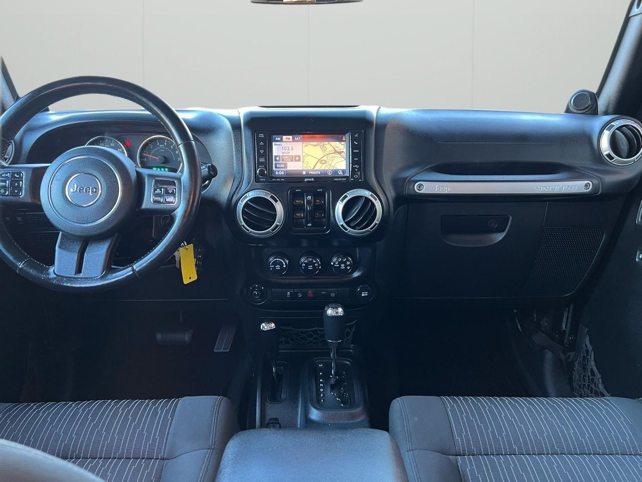Jeep Wrangler Unlimited Rubicon 4WD 2011