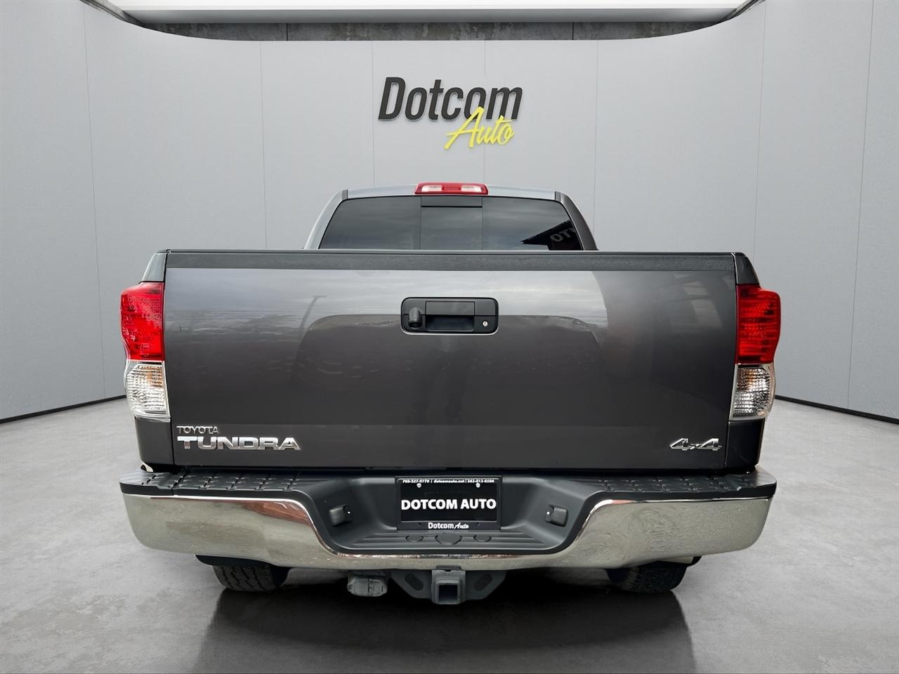 Toyota Tundra Tundra-Grade 5.7L Double Cab 4WD 2013
