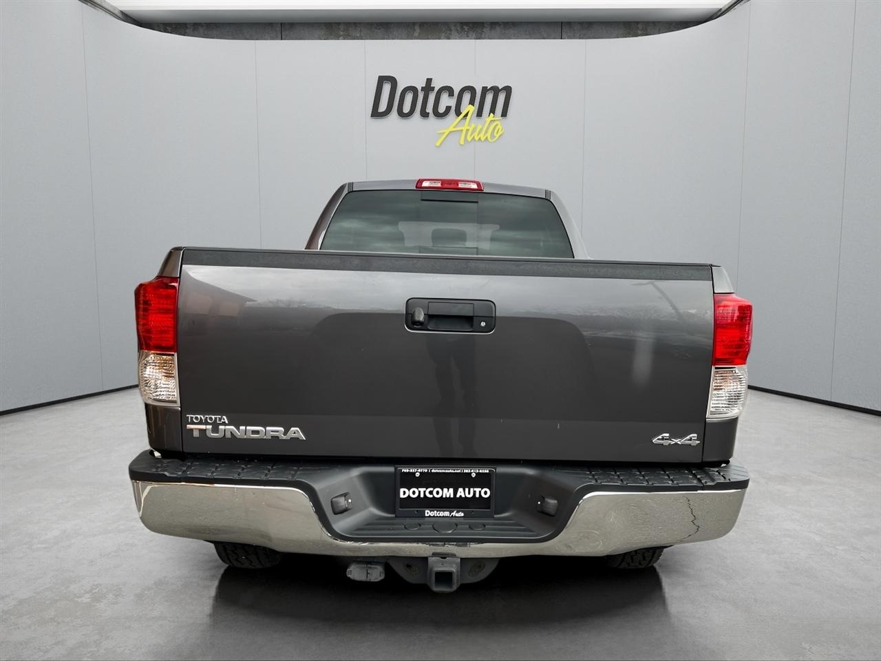 Toyota Tundra Tundra-Grade 5.7L Double Cab 4WD 2013