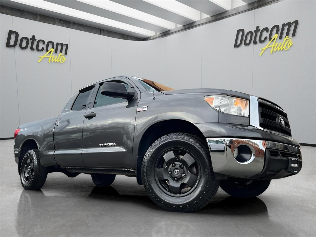 Toyota Tundra Tundra-Grade 5.7L Double Cab 4WD 2013