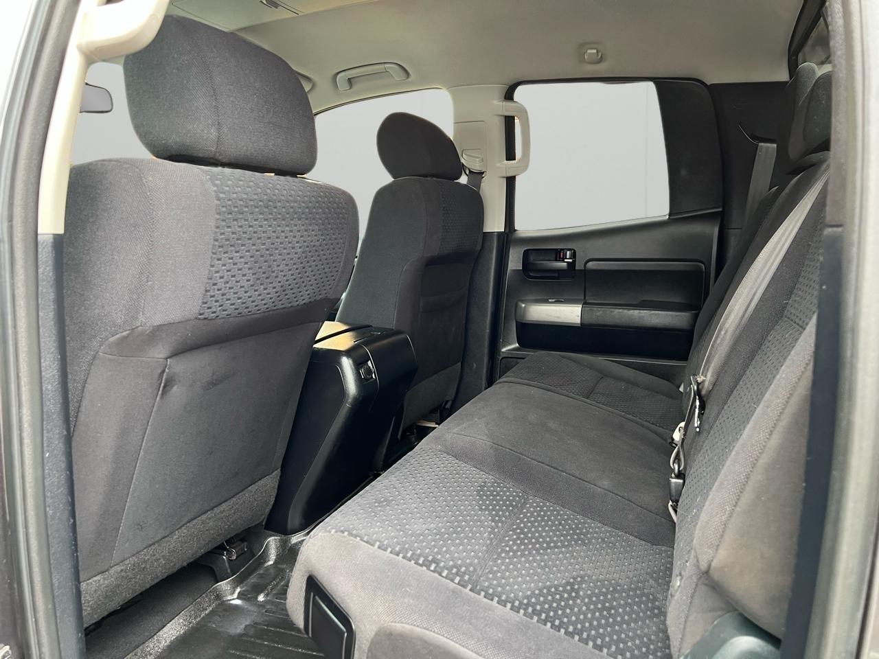 Toyota Tundra Tundra-Grade 5.7L Double Cab 4WD 2013