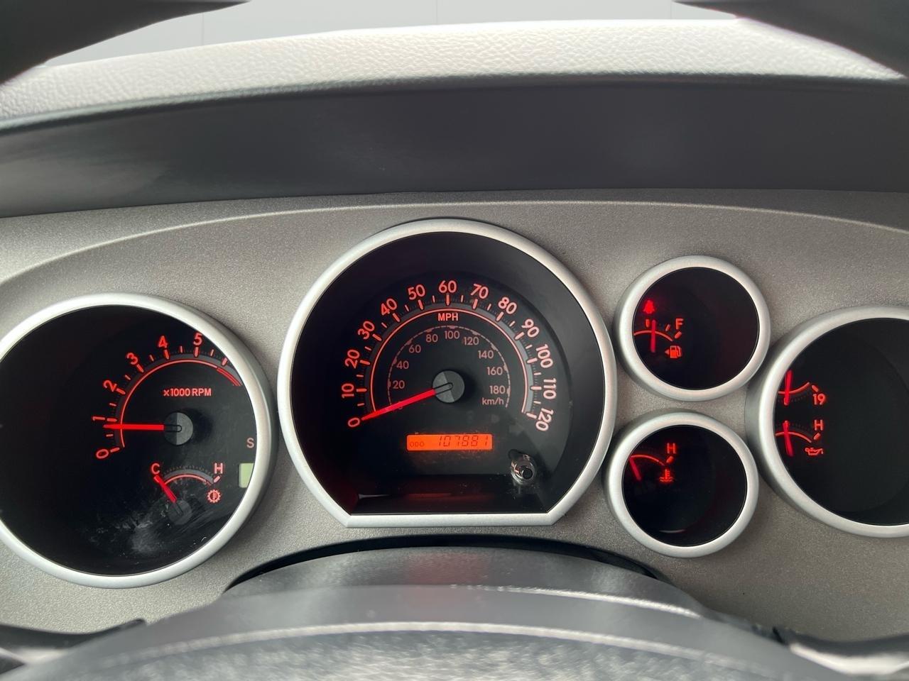 Toyota Tundra Tundra-Grade 5.7L Double Cab 4WD 2013