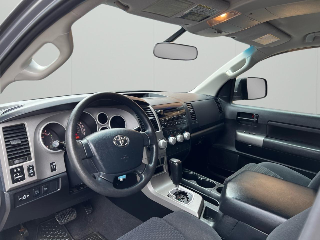 Toyota Tundra Tundra-Grade 5.7L Double Cab 4WD 2013