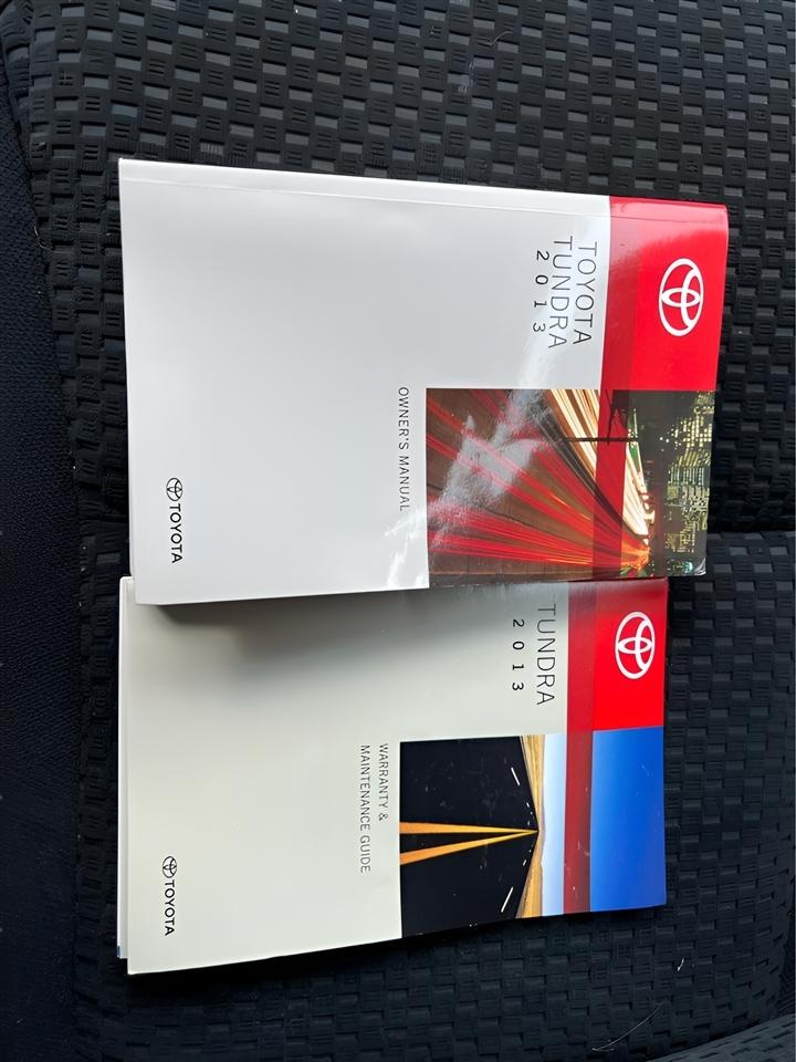 Toyota Tundra Tundra-Grade 5.7L Double Cab 4WD 2013