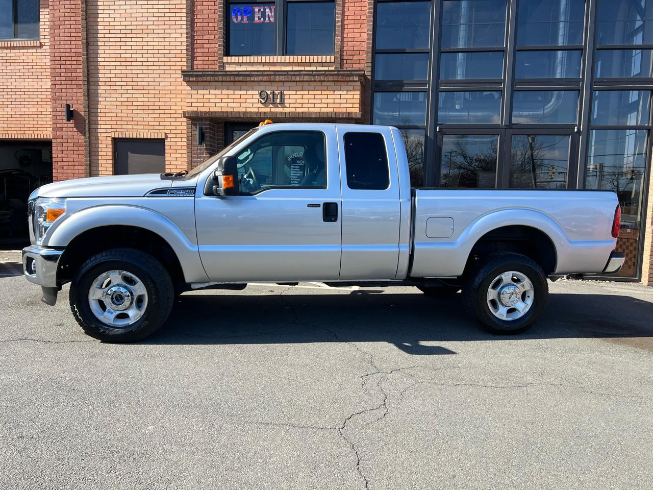 Ford F-250 SD XLT SuperCab 4WD 2015
