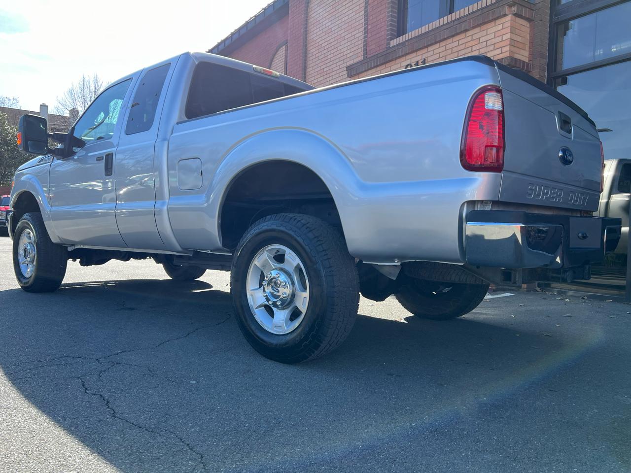 Ford F-250 SD XLT SuperCab 4WD 2015