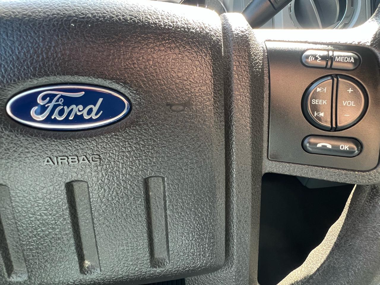 Ford F-250 SD XLT SuperCab 4WD 2015