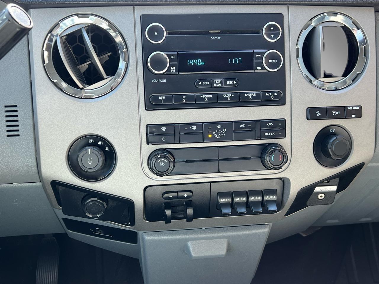 Ford F-250 SD XLT SuperCab 4WD 2015