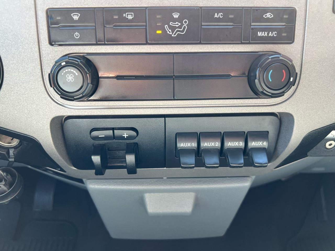 Ford F-250 SD XLT SuperCab 4WD 2015