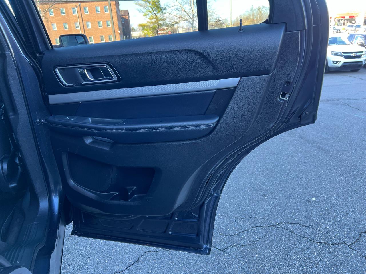 Ford Explorer XLT 4WD 2017