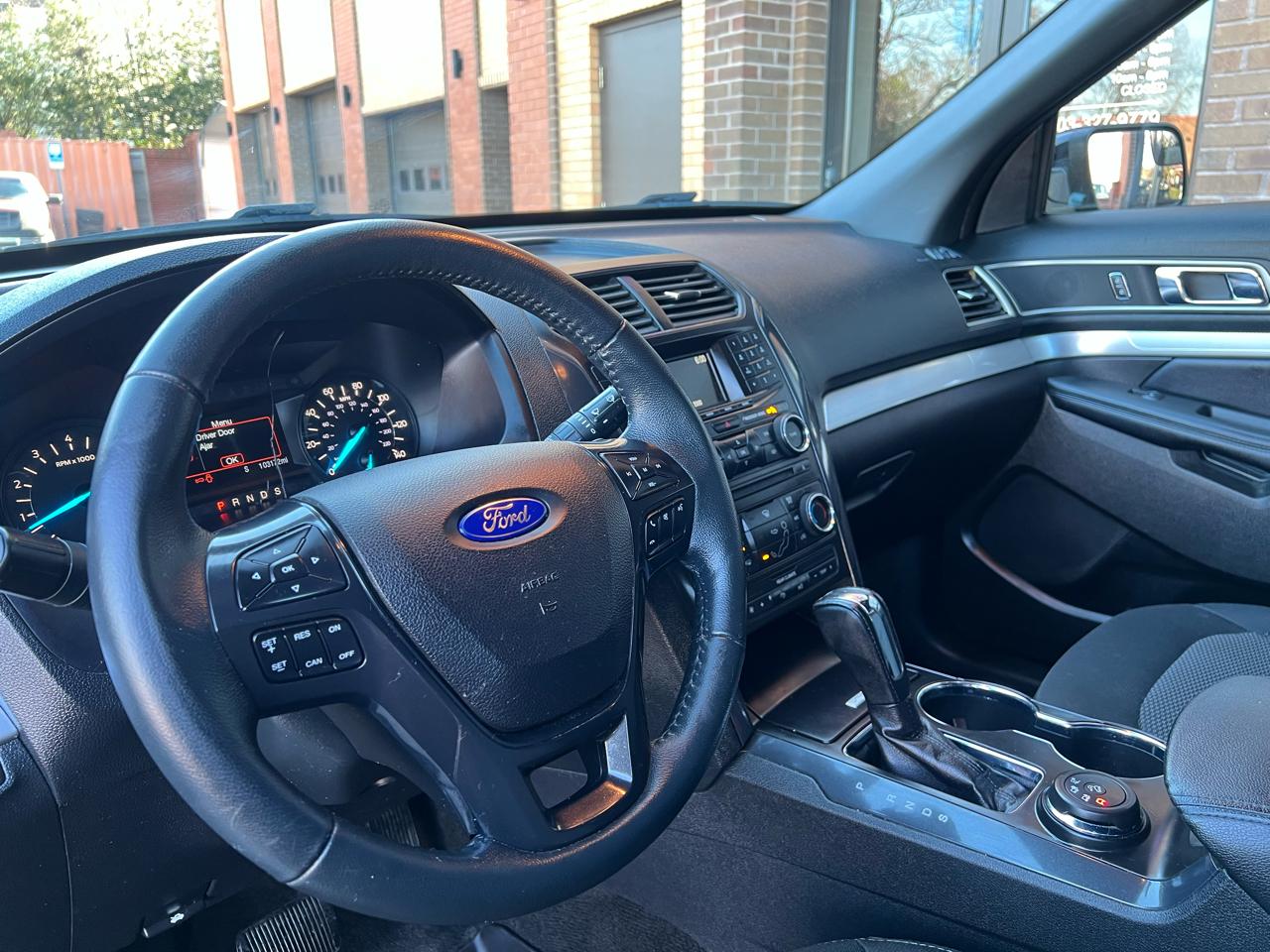 Ford Explorer XLT 4WD 2017