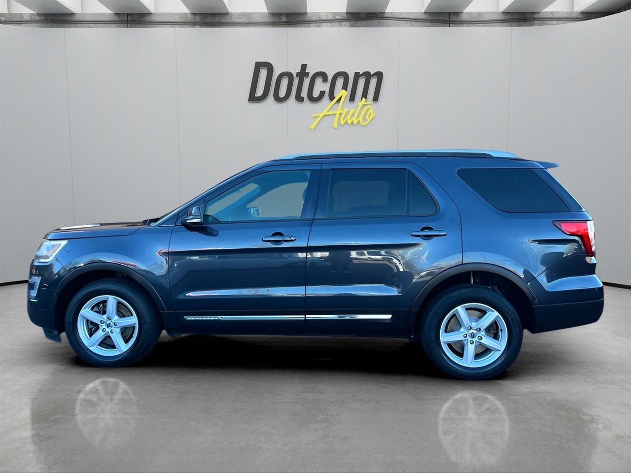 Ford Explorer XLT 4WD 2017