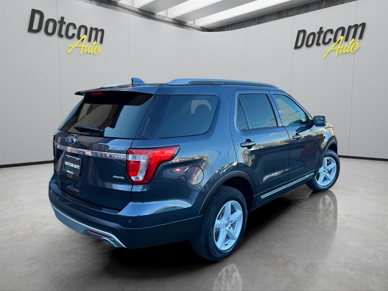 Ford Explorer XLT 4WD 2017