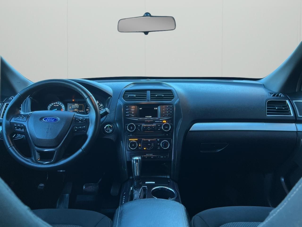 Ford Explorer XLT 4WD 2017