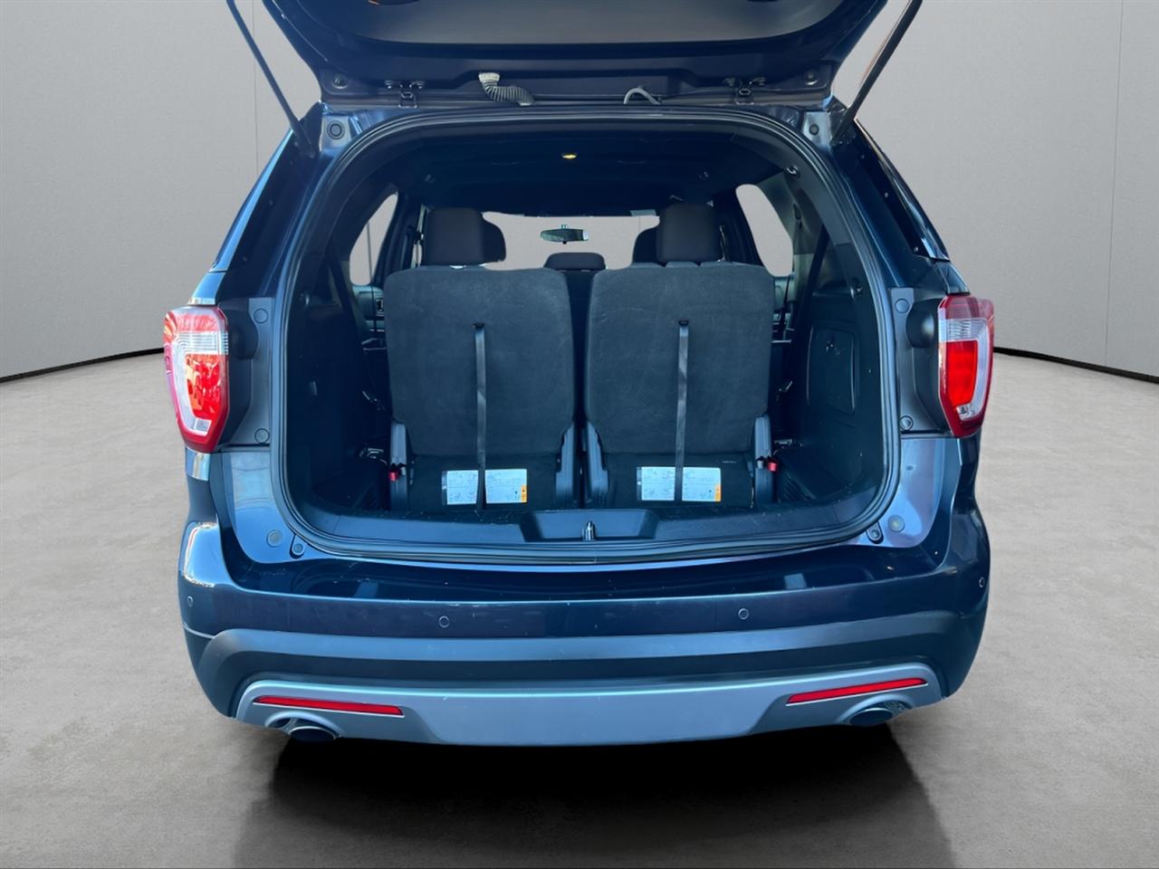 Ford Explorer XLT 4WD 2017