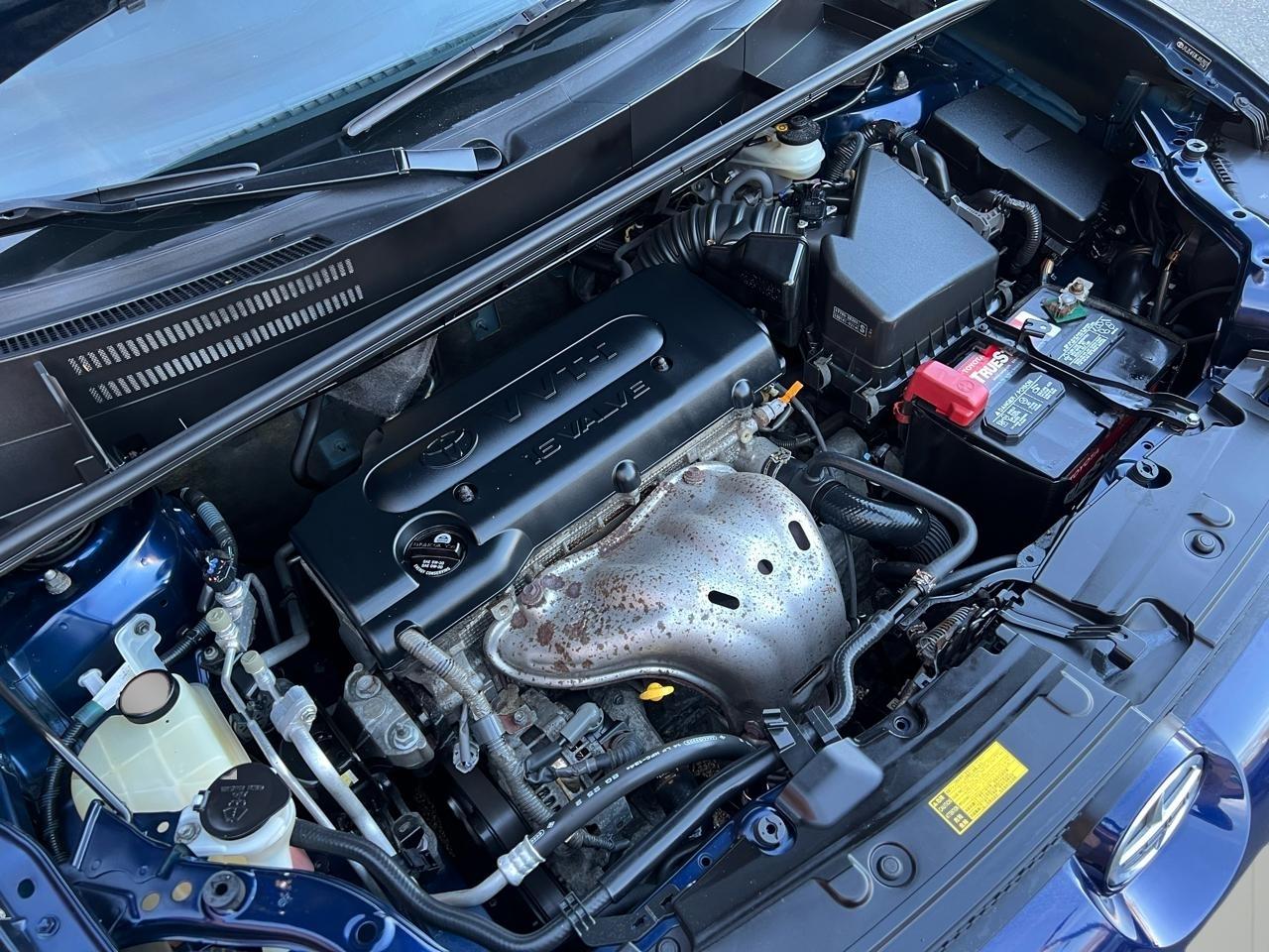 Scion xB 5-Door Wagon 5-Spd MT 2014